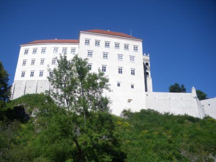 Pieskowa Skała, Zamek